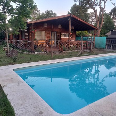 Ezeiza Quinta Cedro Azul 10 Min Del Aeropuerto Villa Bagian luar foto