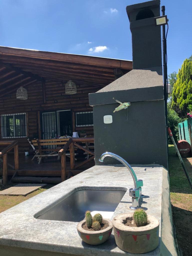 Ezeiza Quinta Cedro Azul 10 Min Del Aeropuerto Villa Bagian luar foto